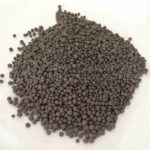 Vegetal organic fertilizer granule