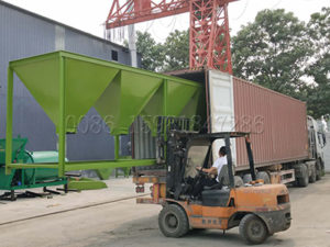 What precautions should be taken when buying fertilizer making equipment?